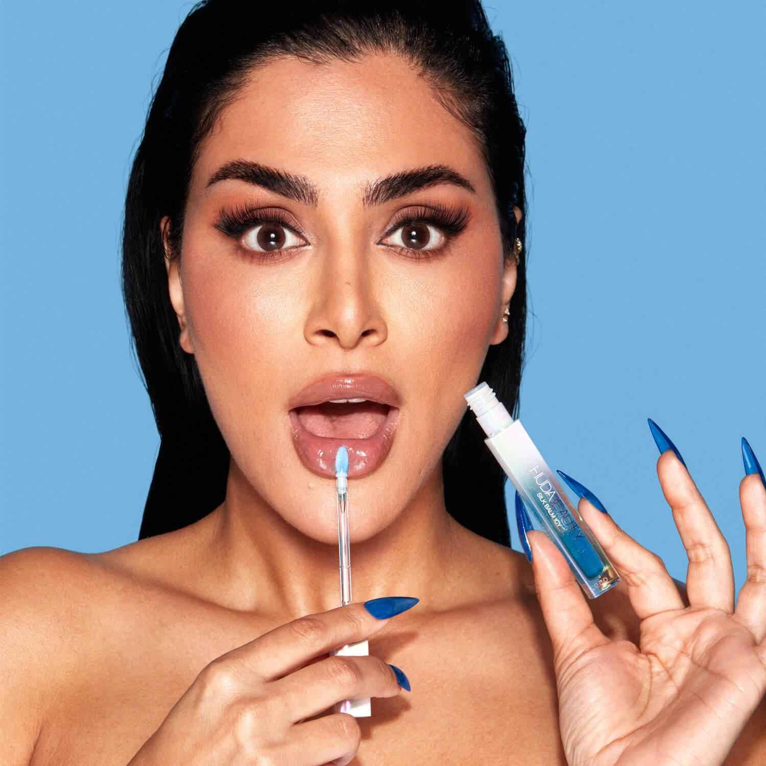 HUDA beauty-Silk balm Icy Cryo-Plumping Lip Balm